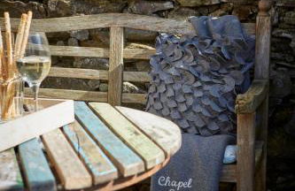 Chapel Cottage Set in a private courtyard in central location with 2 parking spaces - Foto 5