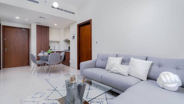 Delightful 2BR Apartment at Reva Residences - Foto 3, Habitación