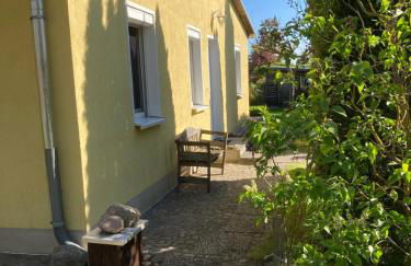 Klättes Ferienwohnung mit Garten - Foto 6