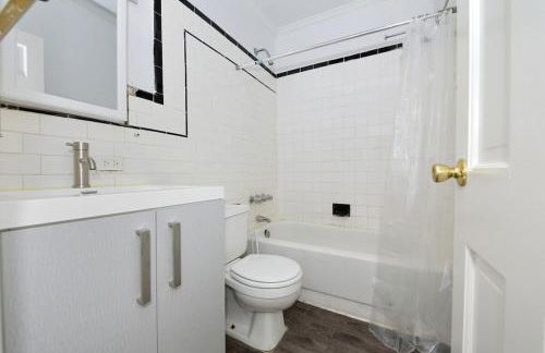 Amazing 4 BR 1 BTH Laundry Dishwasher, June To Aug 90 Days Stay Required - Foto 9