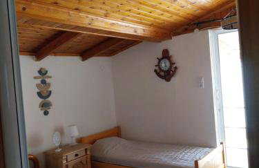 Ξυλινο σπίτι δίπλα στην θάλασσα - Foto 16