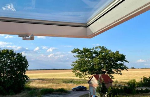 WORKATION Luxury Nature House , 10 min VW , Relax from Work mit Terrasse, Balkon und Parkplatz - Foto 7