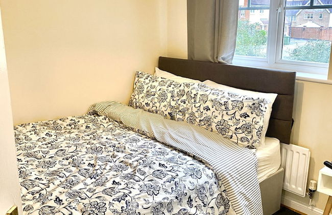 Impeccable 2-bed Apartment in London - Foto 3