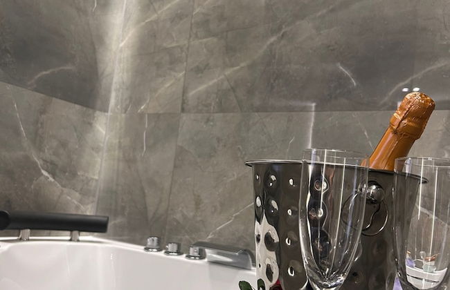 Karma6Rooms - Foto 26