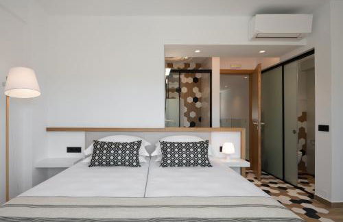 De Light Boutique Villas I II & III - close to Rethymno, by ThinkVilla - Foto 51