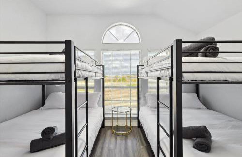 5BR Holiday Getaway in DeSoto with Pool, Hot Tub & Cinema - Foto 35