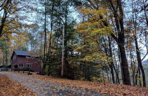 Beautiful Cabin with Hot Tub Surrounded by Trees in Confluence, Pennsylvania - Foto 17