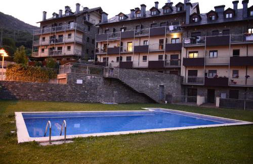 Apartaments Sort Pirineus - Foto 1