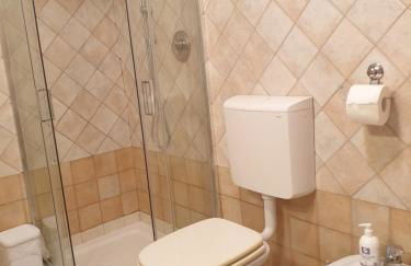 Grazioso Appartamento, Aria Condizionata "ALLE MURA DEL CASTELLO 1 Stefano e Paola Marchesini" - Foto 12