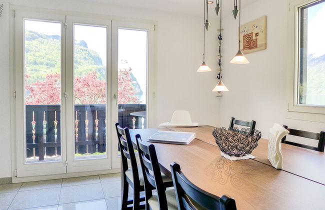 4 bedroom House in Brienz with garden and terrace - Photo 5