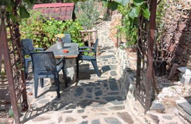 Ceira Cottage - Refúgio Romântico com Vista Serrana - Foto 7