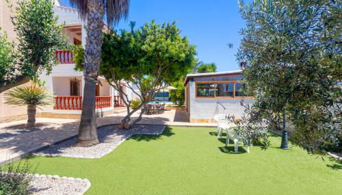 Villa in Playa D´en Bossa sleeps 9 - Photo 2, Other