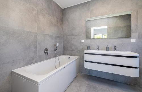 Vila KATHARINA s privatnim bazenom - Foto 17