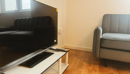 Contemporary 2 Bedroom Flat with Great Location in Salford - Foto 2