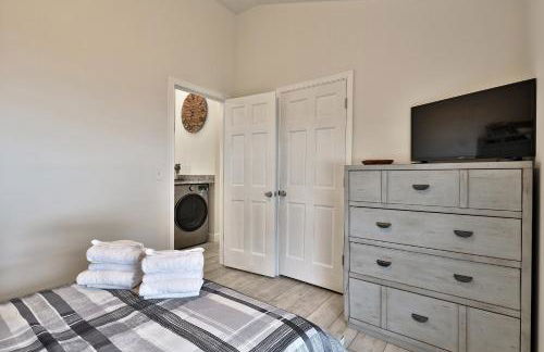 Rutland's Hidden Gem: 2 Br/1ba Renovated Home Close To Everything 2 Bedroom Home - Foto 35