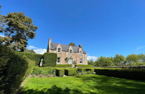 Balloan Cottage - Photo 23