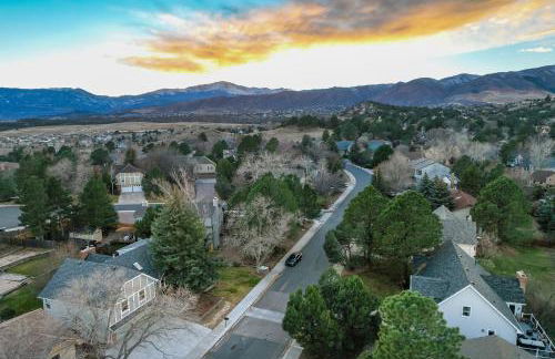 Spacious Rockrimmon Getaway - Sleeps 14 - GameRoom - Foto 5