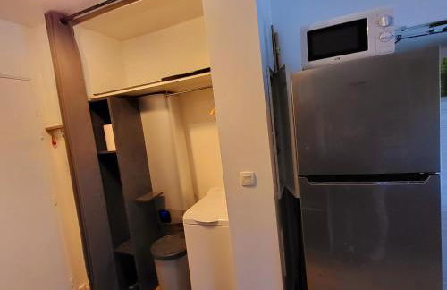 Évasion à deux, domaine prestigieux, jacuzzi et parking privés, piscine - Foto 21