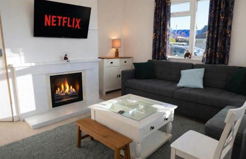 Big Group Bungalow, Sleeps 9, Perfect for Families - Photo 37