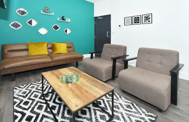 Townhouse @ 202 Walthall Street Crewe - Photo 49