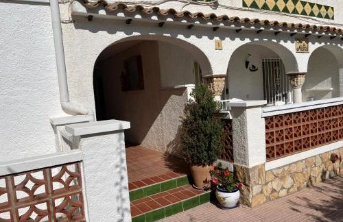 Le Canola Empuriabrava Port - 45m2 - Vue Piscine - Plage centrale 500m- Parking privé gratuit - Foto 11