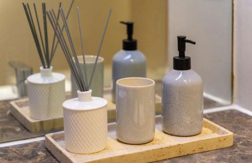 Pass the Keys Stylish Central St Albans Flat with Free Parking - Photo 24