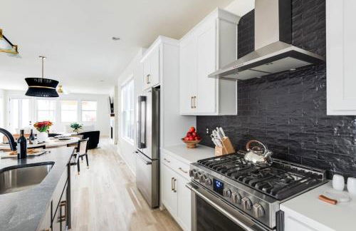 The Ashland House - Stylish Design, Backyard Oasis - Foto 20