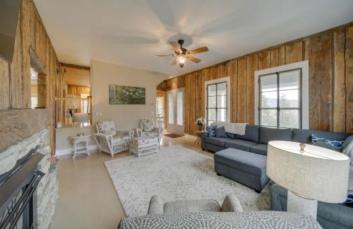 Scenic Loon Lake Adventure Retreat with Dock! - Foto 4