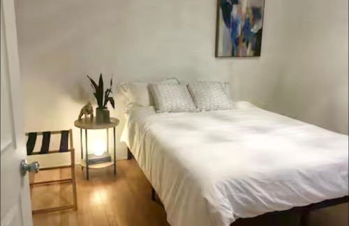 East Side Spa Retreat Near Lake - Foto 37