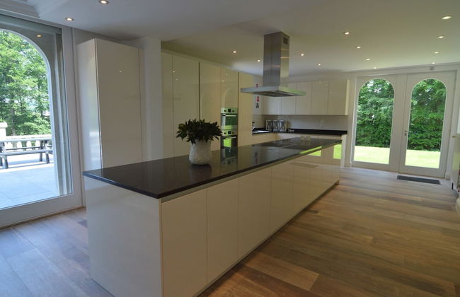 Luxurious Country House - Photo 14