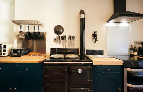 The Cors - Charming Country Escape for Large Family Groups - Photo 6