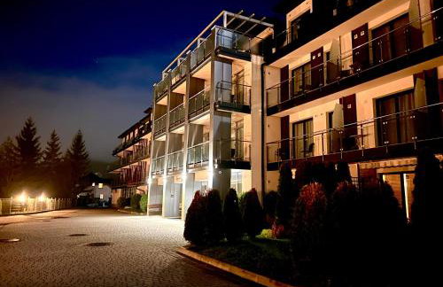 My Universe Mezzanine Apartment Tęczowe Wzgórze - Photo 43