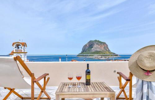 Monemvasia Modern Flat with Panoramic Sea View - Photo 1