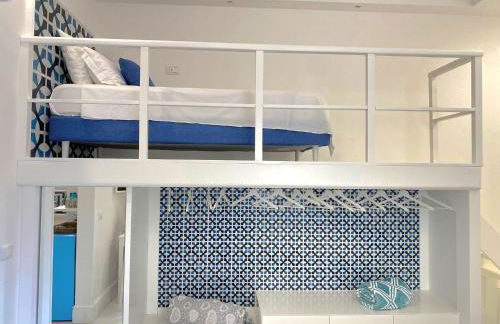 MARILISE - La maison blue private garden & terrace - Photo 29