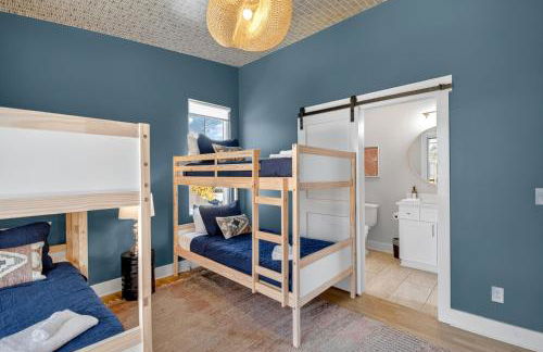 Boho-Chic Home with a Hot Tub, Fire Pit - Foto 39