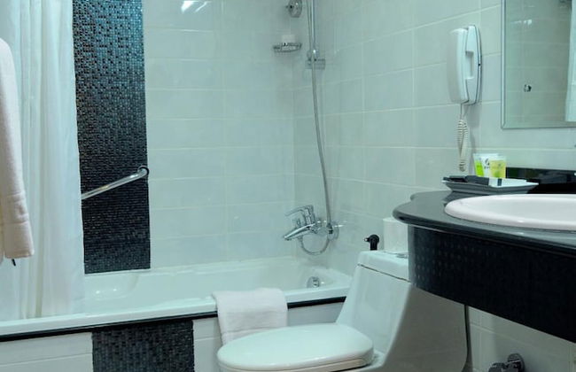 Phoenix Plaza Hotel Apartments - Photo 40