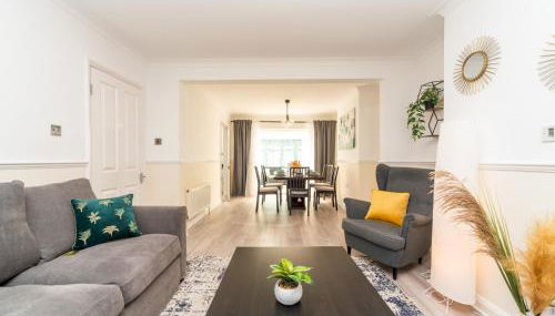 Spacious 4 Bed House Free Parking Near Station - Pass the Keys - Foto 4, Other