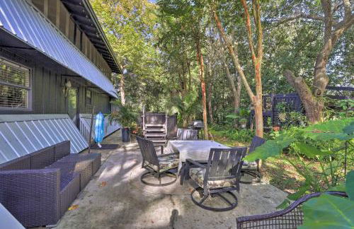 Chic A-Frame Escape with Fire Pit - Private Property - Foto 2