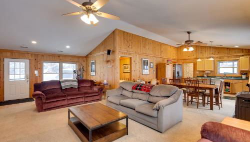 Minocqua Lakefront Cabin with Deck - Foto 5