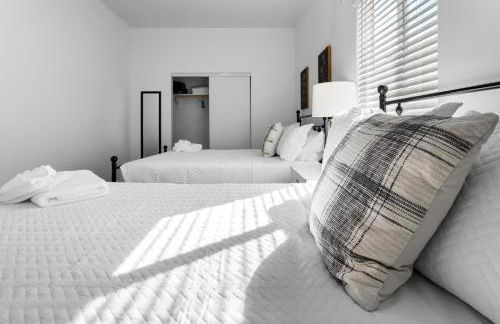 Cozy 5BR with Games and Pool for All - Foto 36