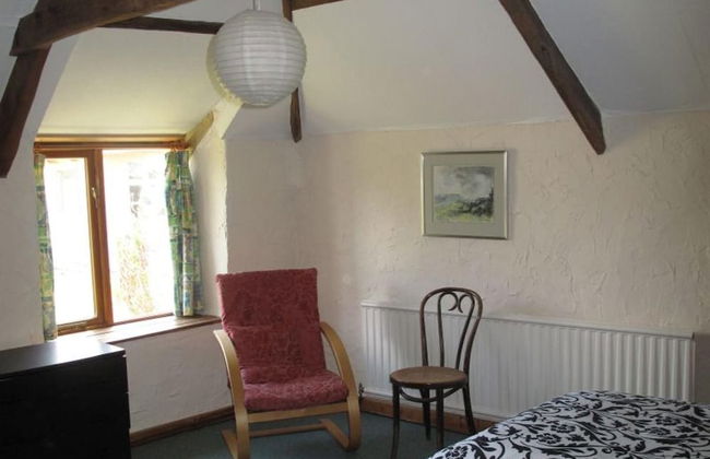 Beautiful Large Rural Cottage Near Pencader - Photo 7