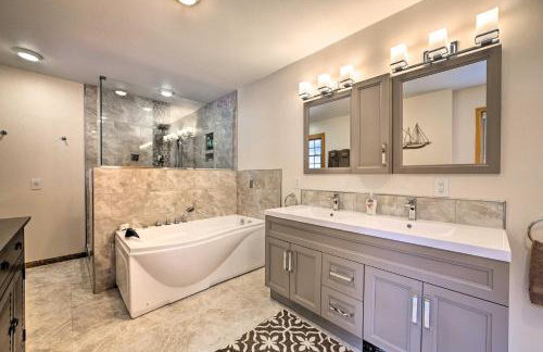 Spacious Lakefront Home with Sunroom and Bar! - Photo 29