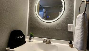 Modern Cabin with Arcade, Foosball Table and Fire Pit in Meadview, Arizona - Foto 5