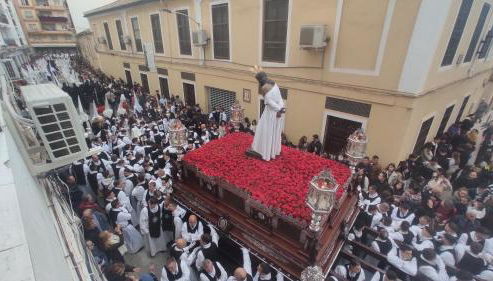 Peaceful & bright apartment with patio - Center - Foto 2