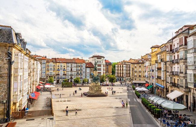 Excursion d'une journée à Vitoria, La Rioja et visite d'un domaine viticole à Laguardia au départ de Bilbao - Photo 3