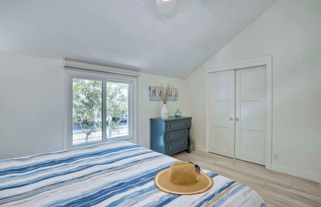 NEW Listing! Seaside Sunset - Foto 6