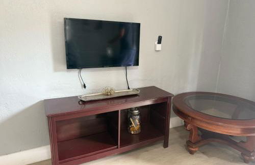 Modern cozy home with private patio - Sleeps 6 - Foto 5