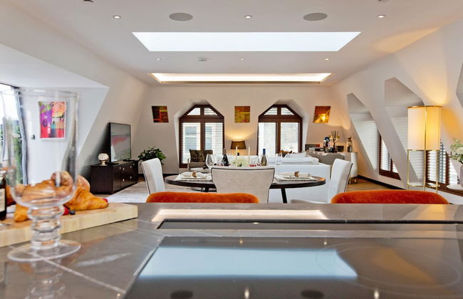 3-bed Rooftop Penthouse - Photo 2