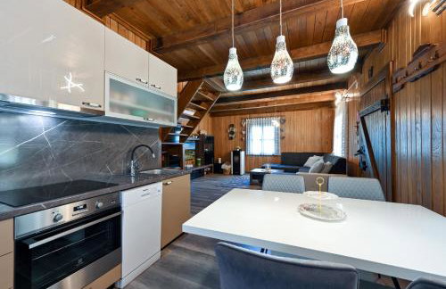 Slow leaving retreat in villa with heated pool, whirlpool, sauna, playground and barbeque in privacy near forest - Foto 29