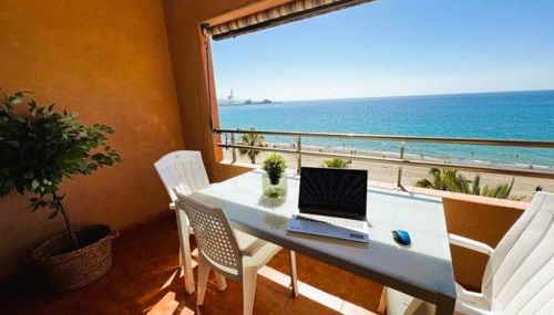 Amplio apartamento frente al mar - Photo 3